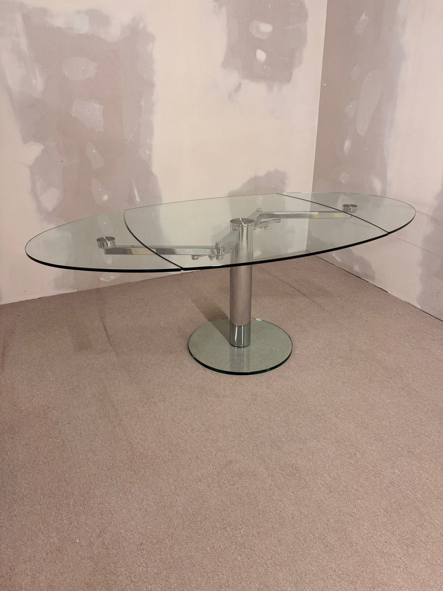 Esstisch Titan von Draenert mit ausziehbarer Mechanik, Glas