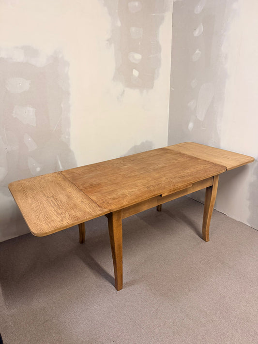 Vintage massivholz Esstisch, 2 Ausziehplatten integriert