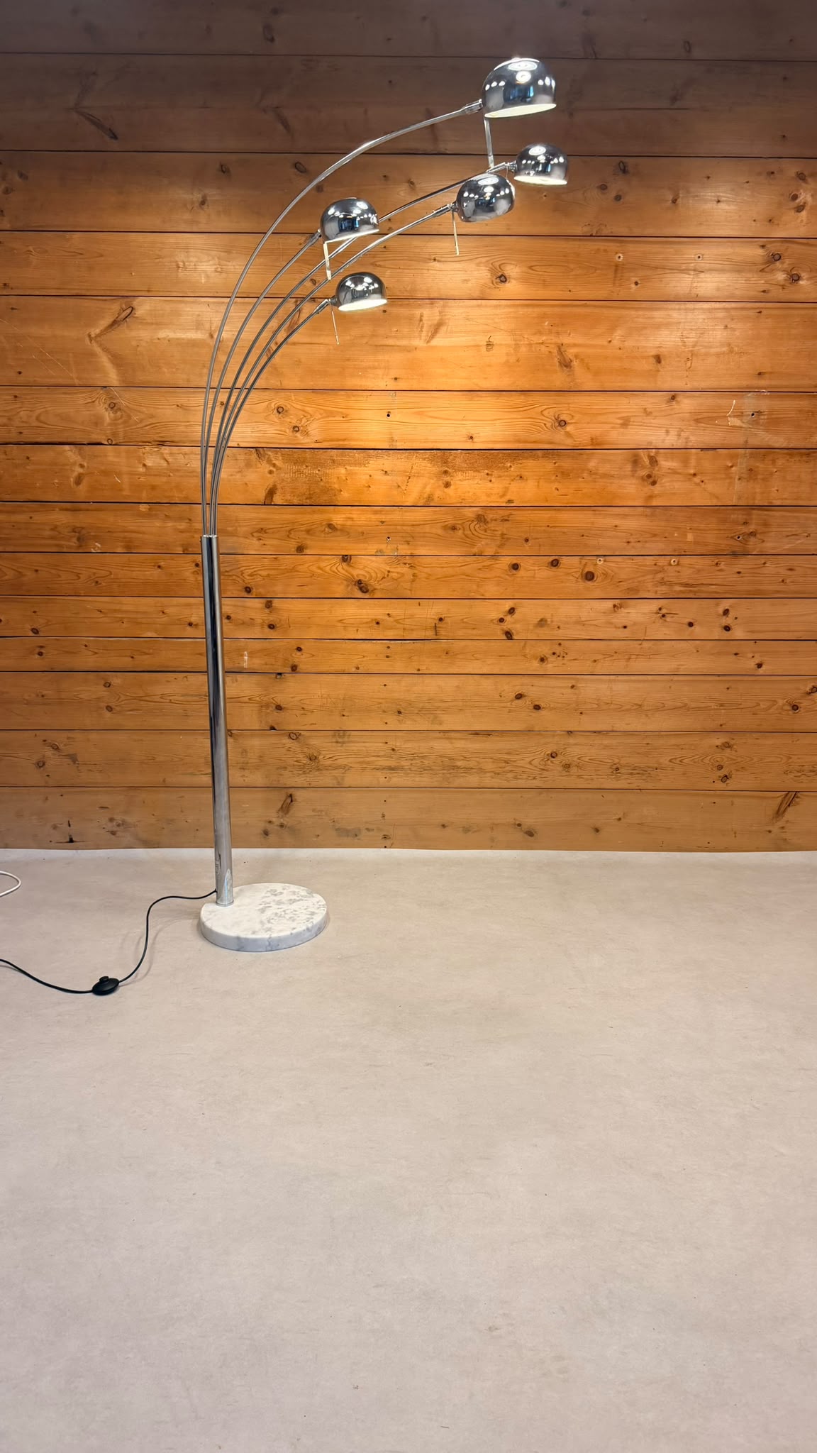 5-flammige Bogenlampe Chrom mit Marmorfuss