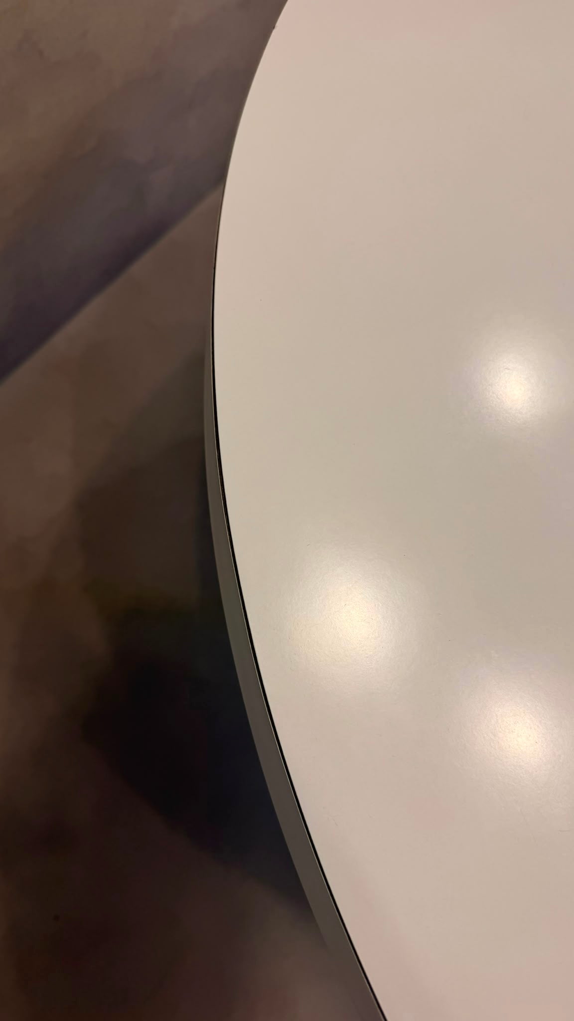 Space Age Esstisch rund Weiss mit Chromfuss 70er