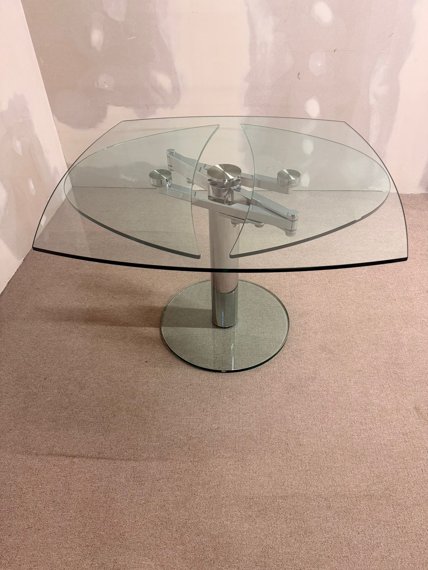 Esstisch Titan von Draenert mit ausziehbarer Mechanik, Glas