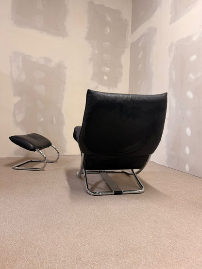 Robert Haussmann Schaukelstuhl mit Fusshocker Loungesessel
