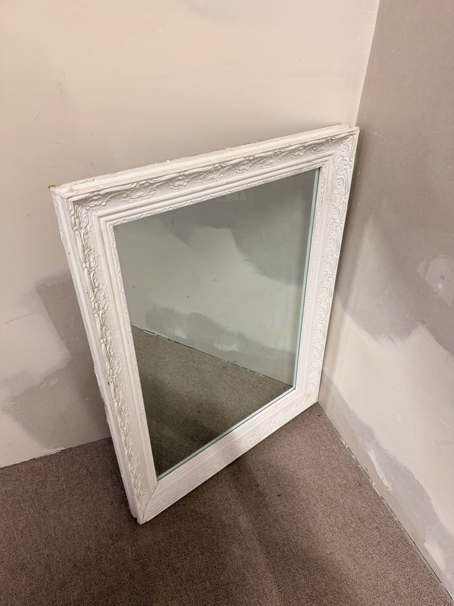 Spiegel weiss mit Verzierungen Shabby Chic, Wandspiegel