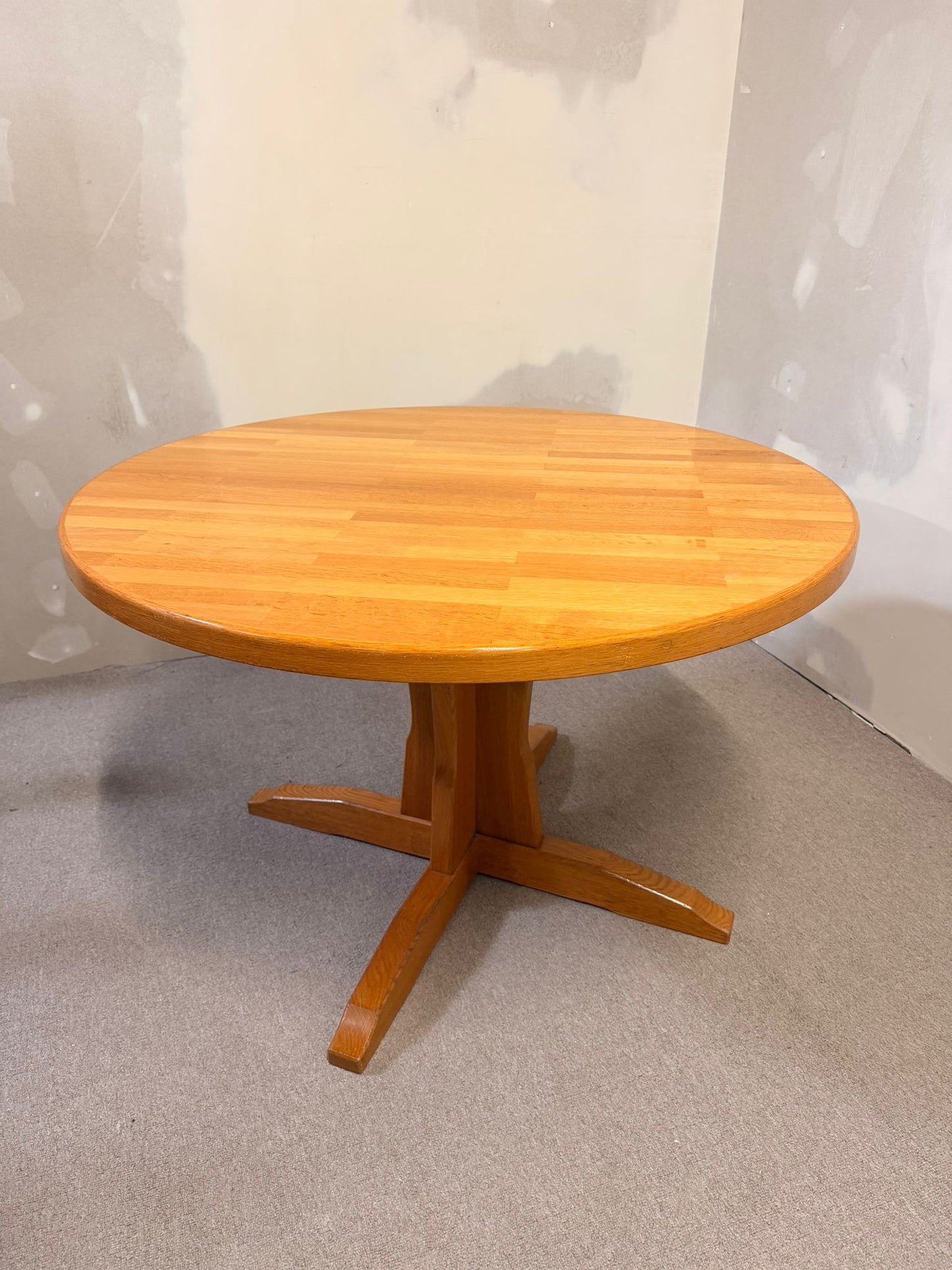 Runder Mid Century massivholz Esstisch