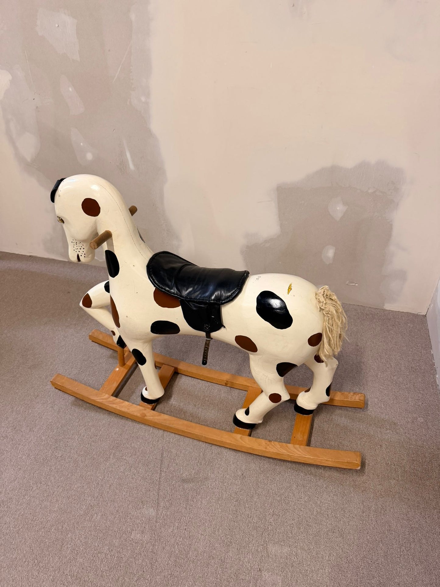 Vintage Schaukelpferd aus Holz, Deko Objekt
