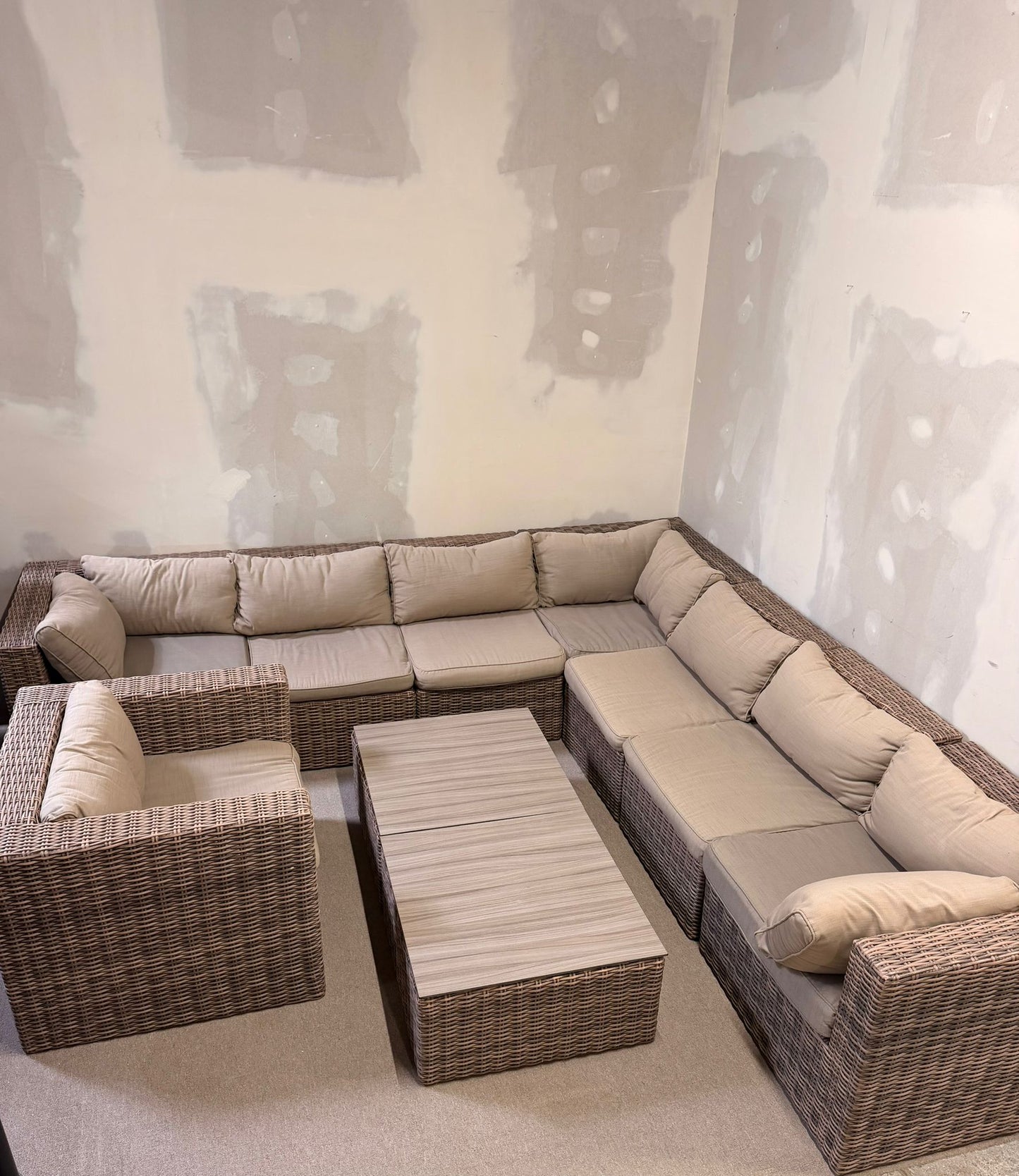 Grosse Rattan Lounge-Gruppe für den Garten und Terasse