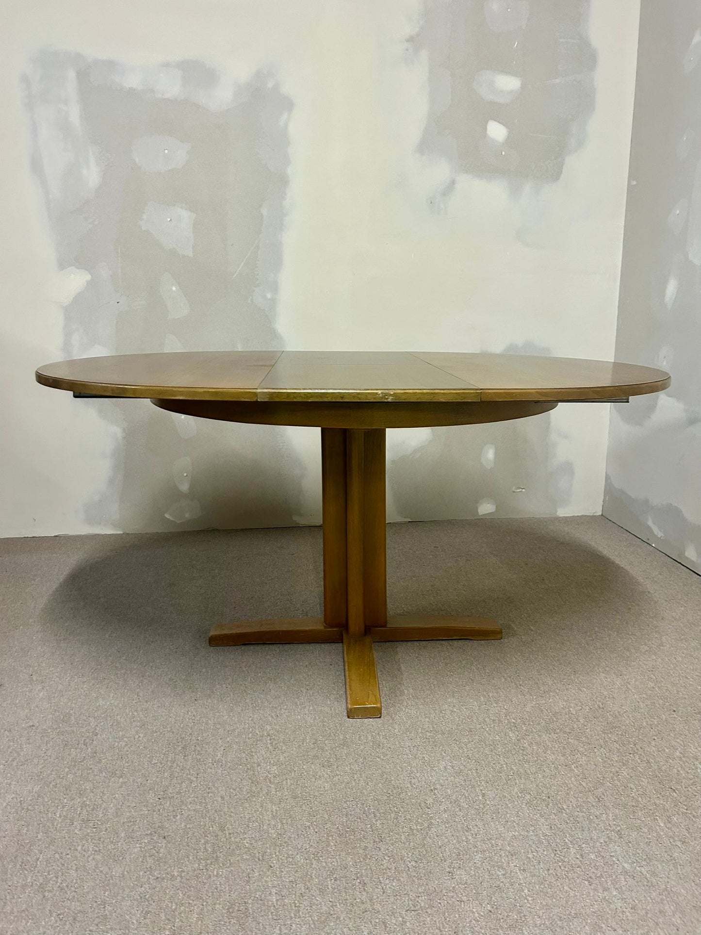 Runder, ausziehbarer Tisch aus Holz, Esstisch mit Platte