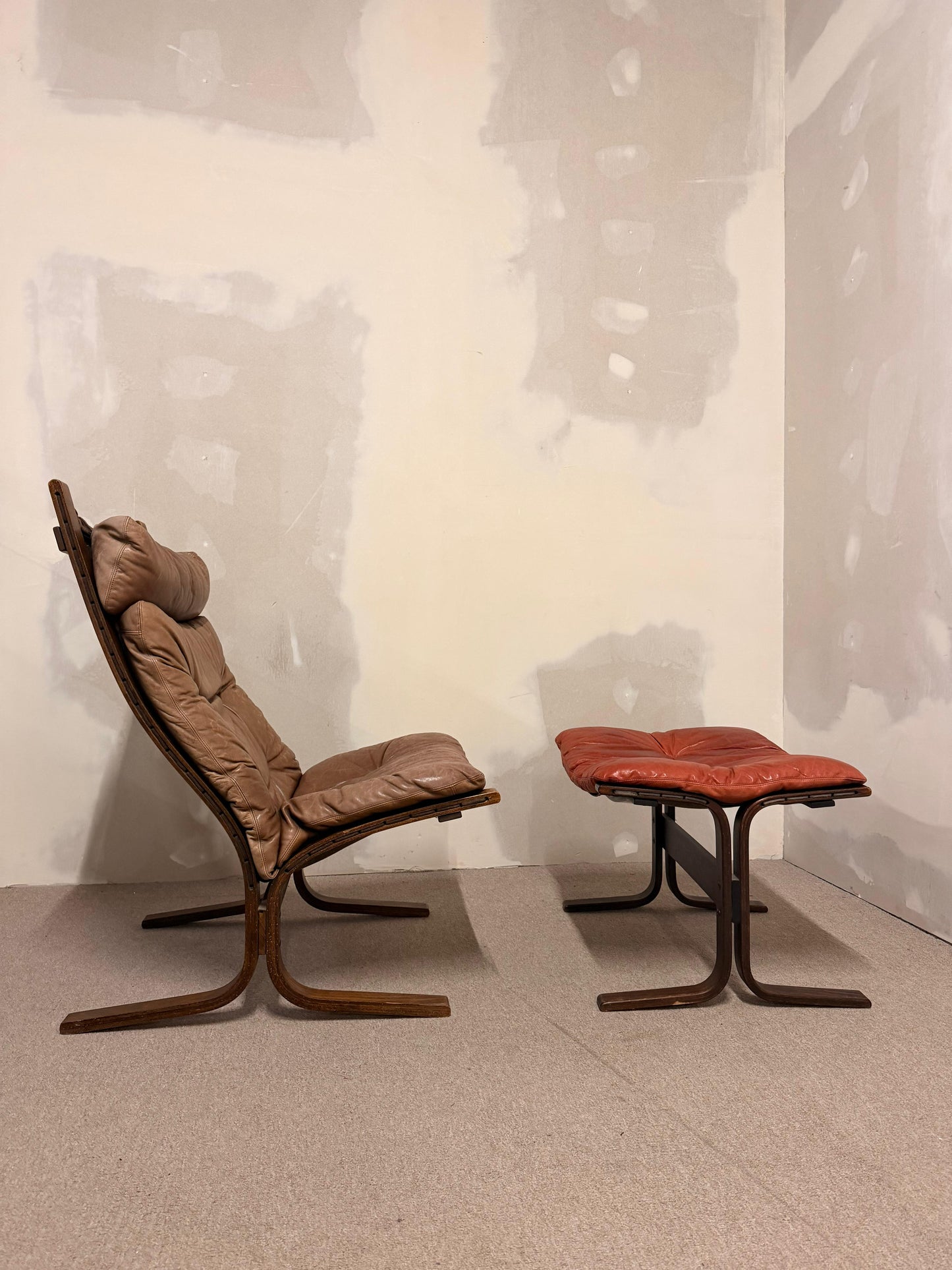 Siesta Sessel und Ottoman von Ingmar Relling für Westnofa