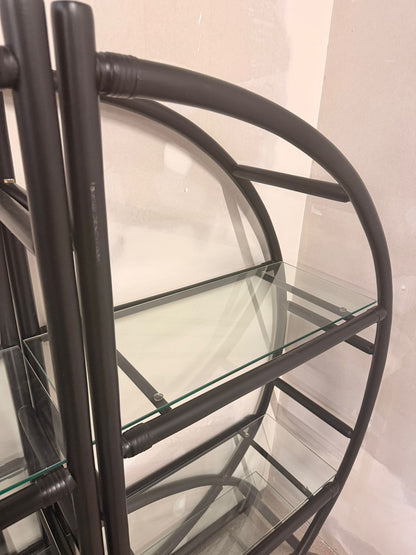 Vintage Designer Raumteiler aus Rattan, Bambusregal mit Glas