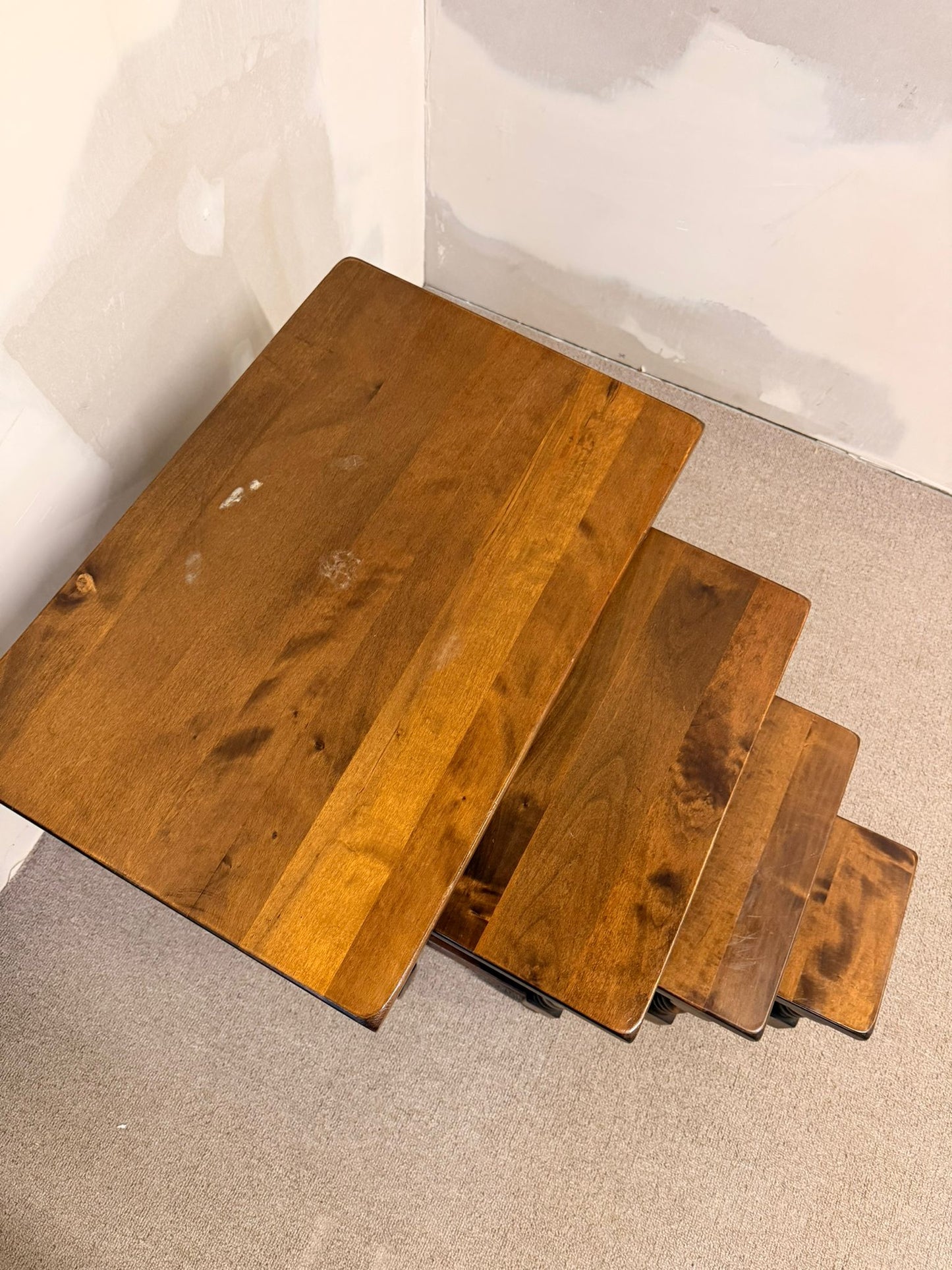 4er Satz Holztische Satztisch im spanischen Stil Massivholz