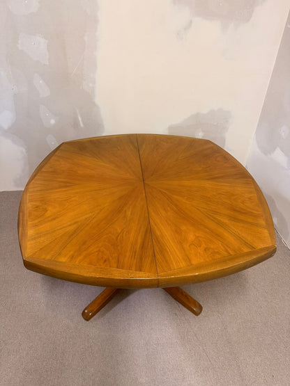 Dänischer ausziehbarer Mid Century Teak Esstisch