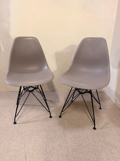Design Schalenstuhl grau ähnlich wie Vitra Eames