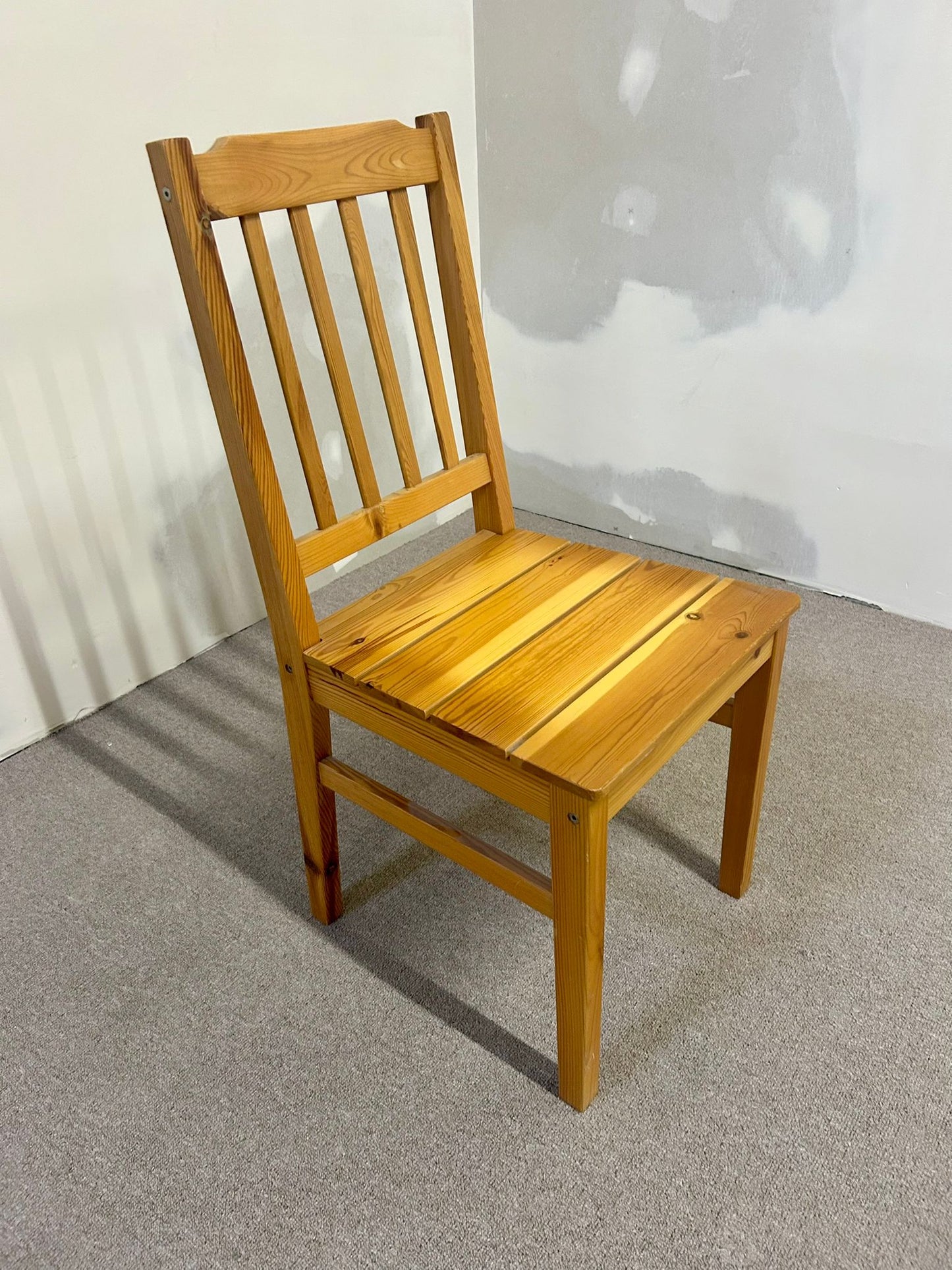 Stabiler Holzstuhl Esszimmer Stuhl mit Sitzpolster