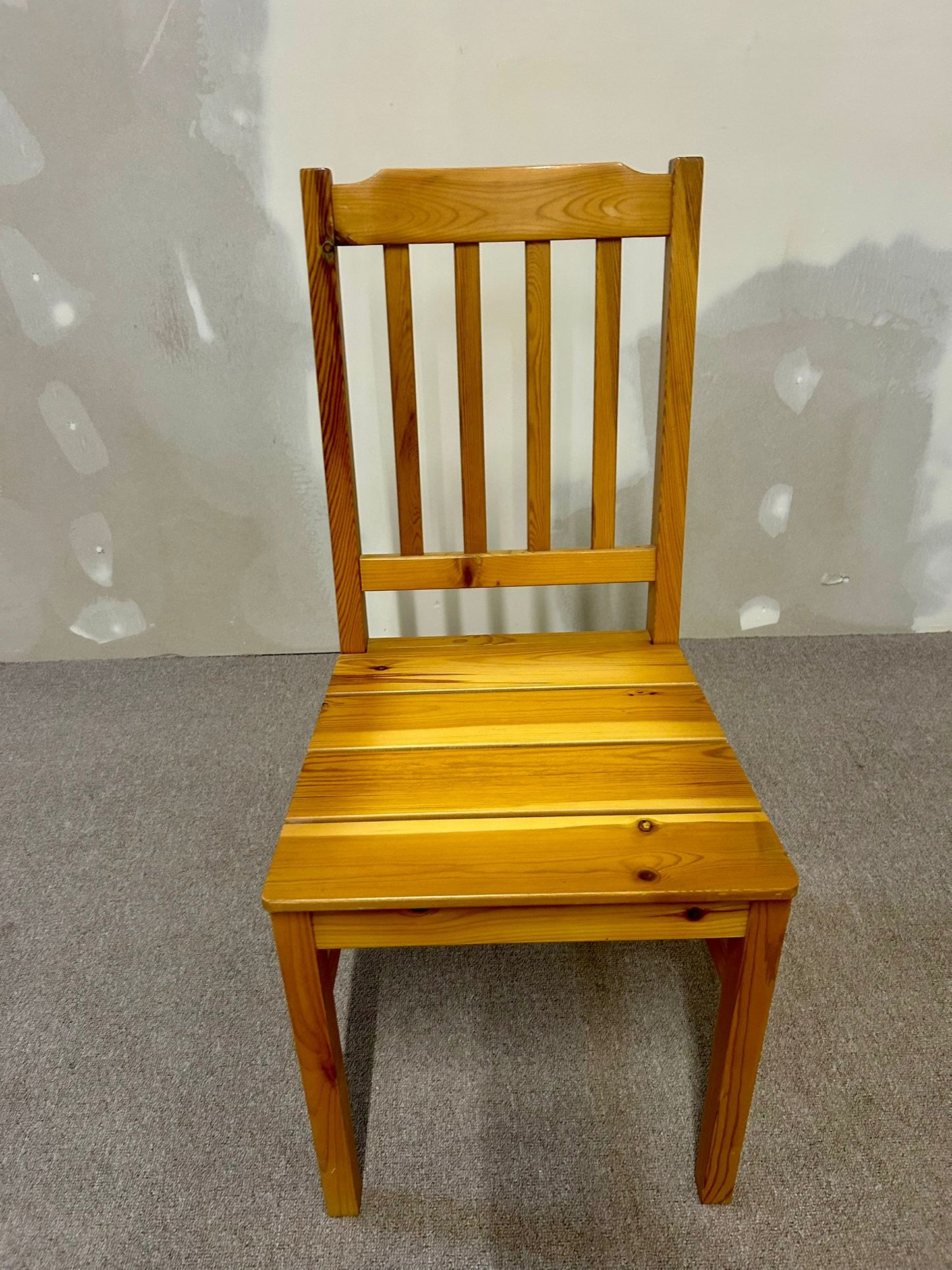 Stabiler Holzstuhl Esszimmer Stuhl mit Sitzpolster