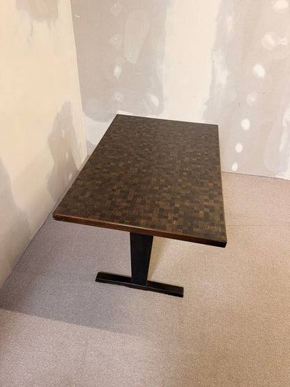 Dunkler vintage Mosaik Tisch mit Schachbrettmuster Esstisch