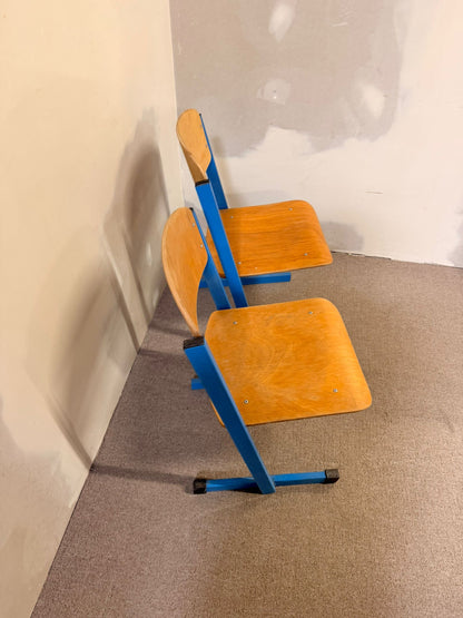 Vintage Schulstuhl in blau, Stapelstühle für Kinder