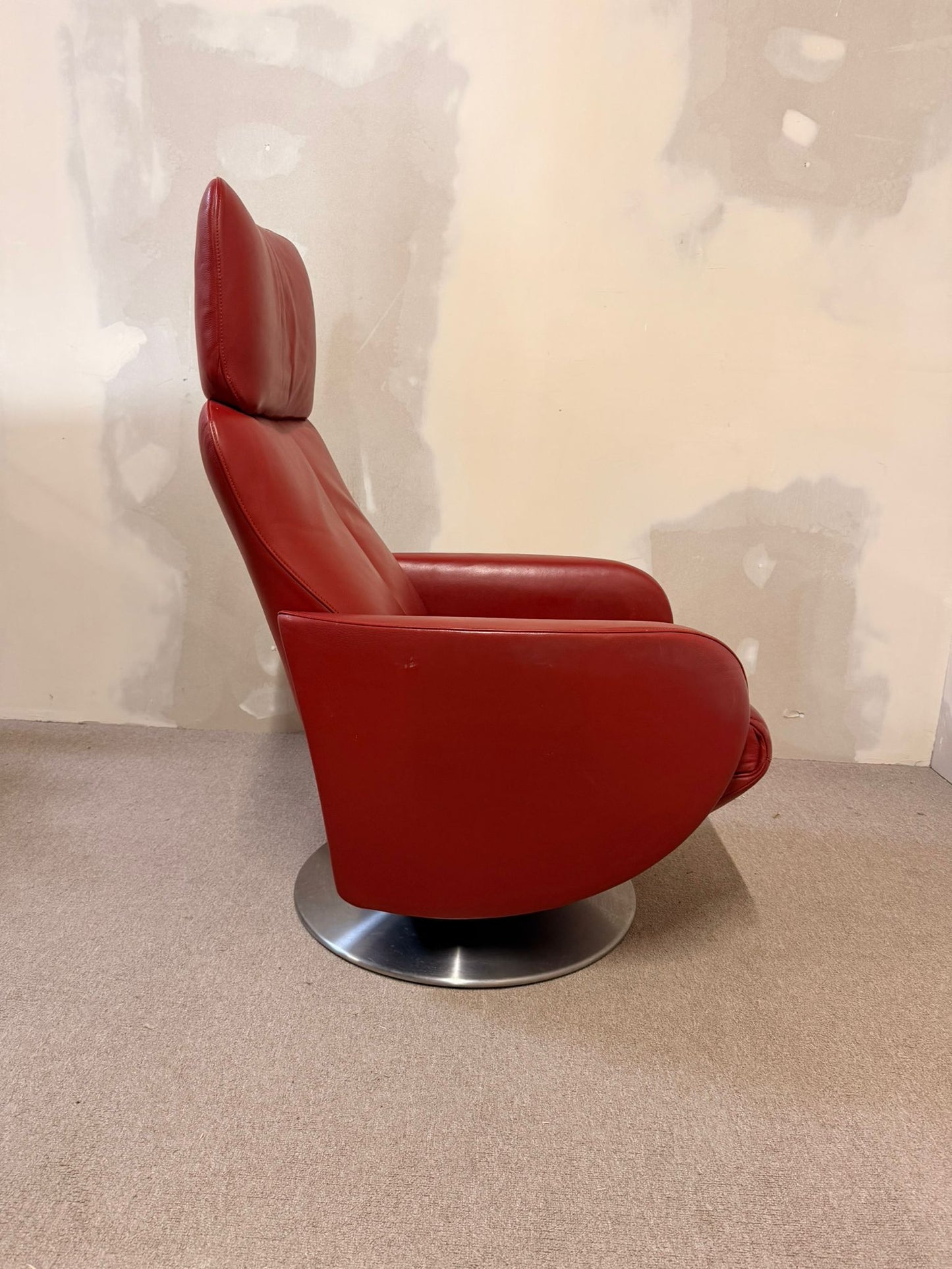 Roter Jori Relaxsessel mit Liegefunktion aus Leder