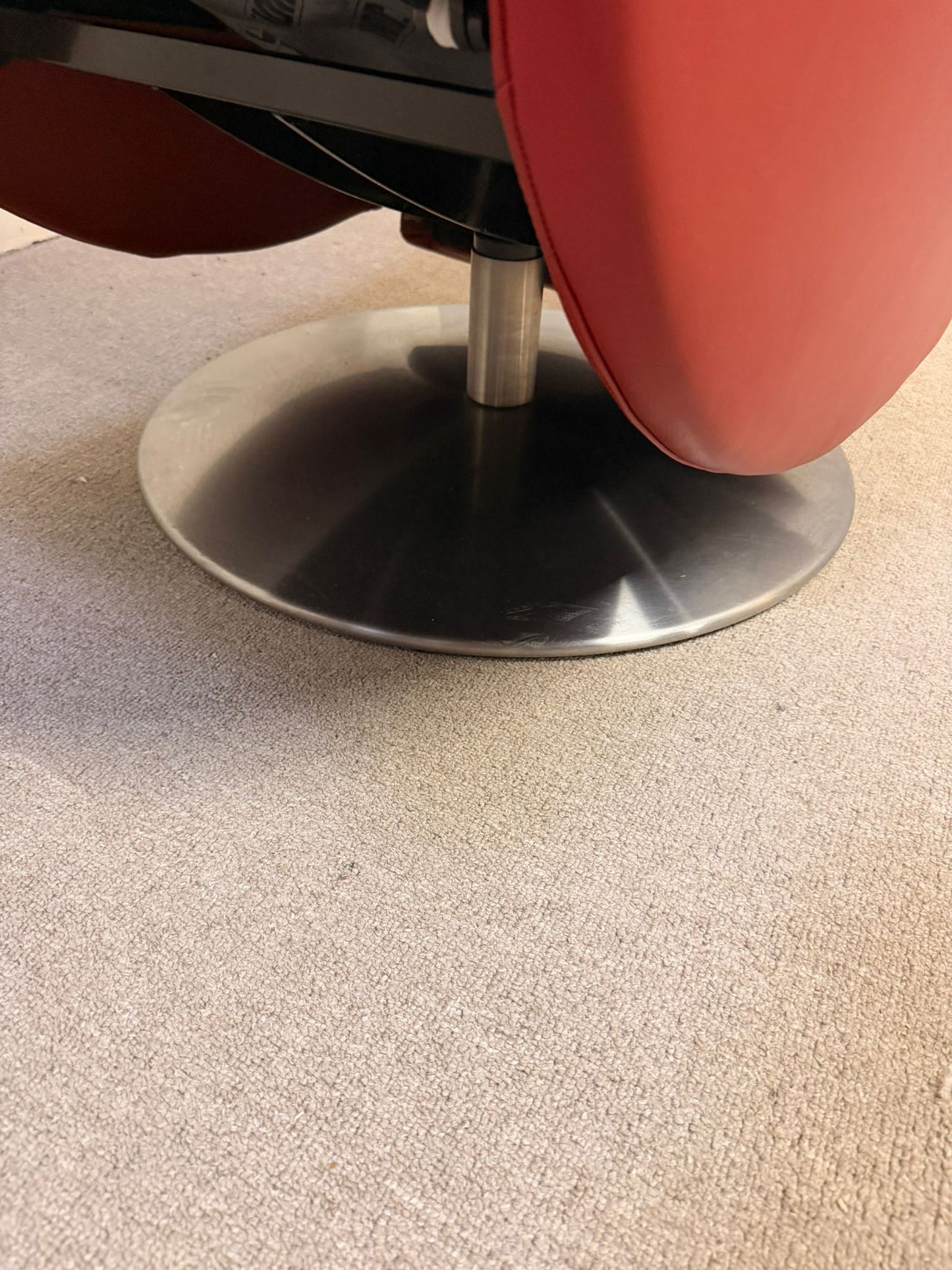 Roter Jori Relaxsessel mit Liegefunktion aus Leder