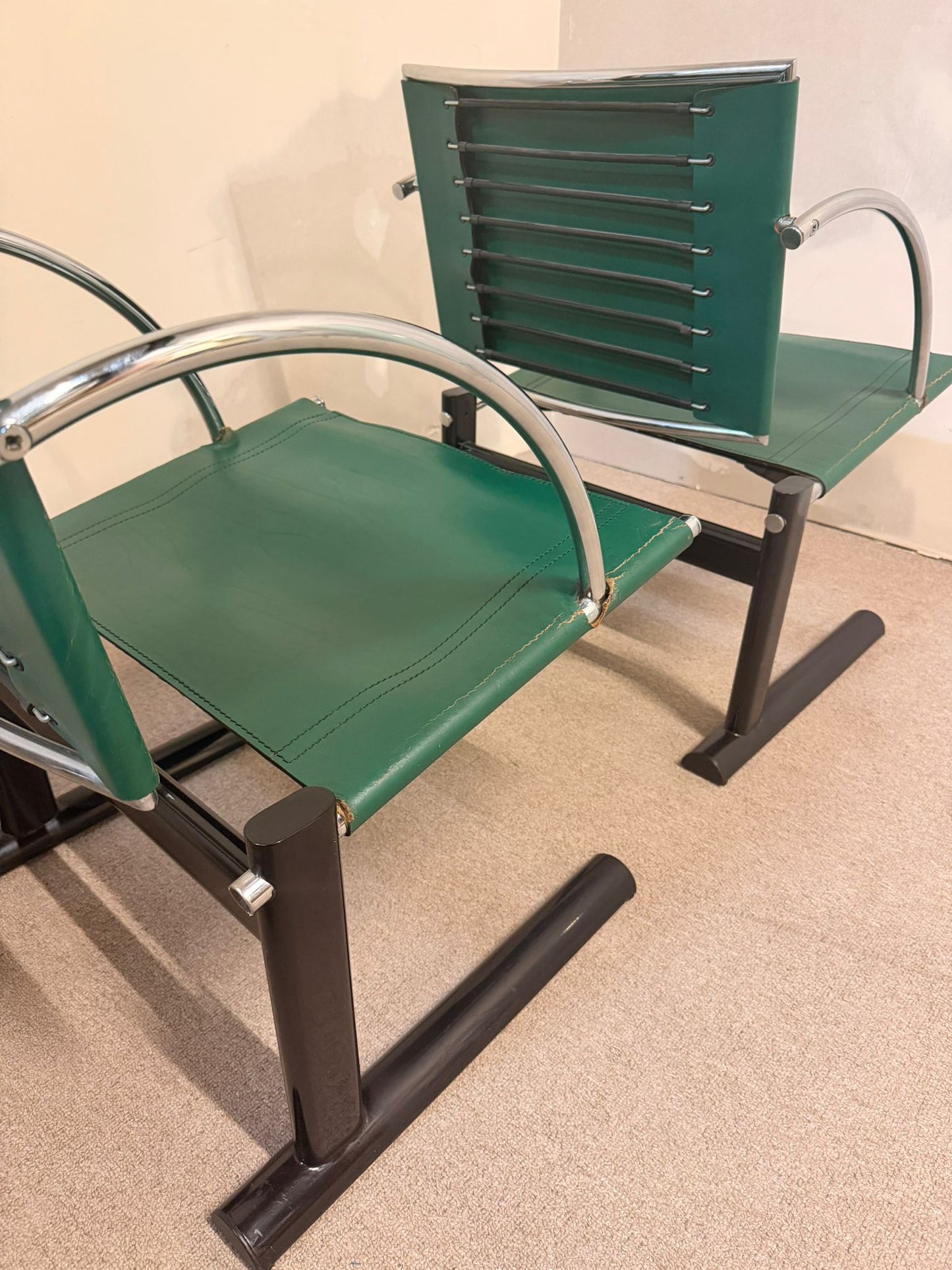 Postmoderne Vintage Freischwinger im Stil Mario Botta 90er