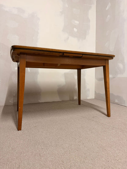 Mid Century Esstisch aus Teakholz mit Plattenauszug