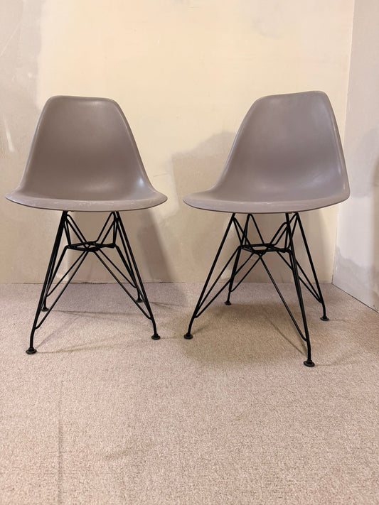 Design Schalenstuhl grau ähnlich wie Vitra Eames