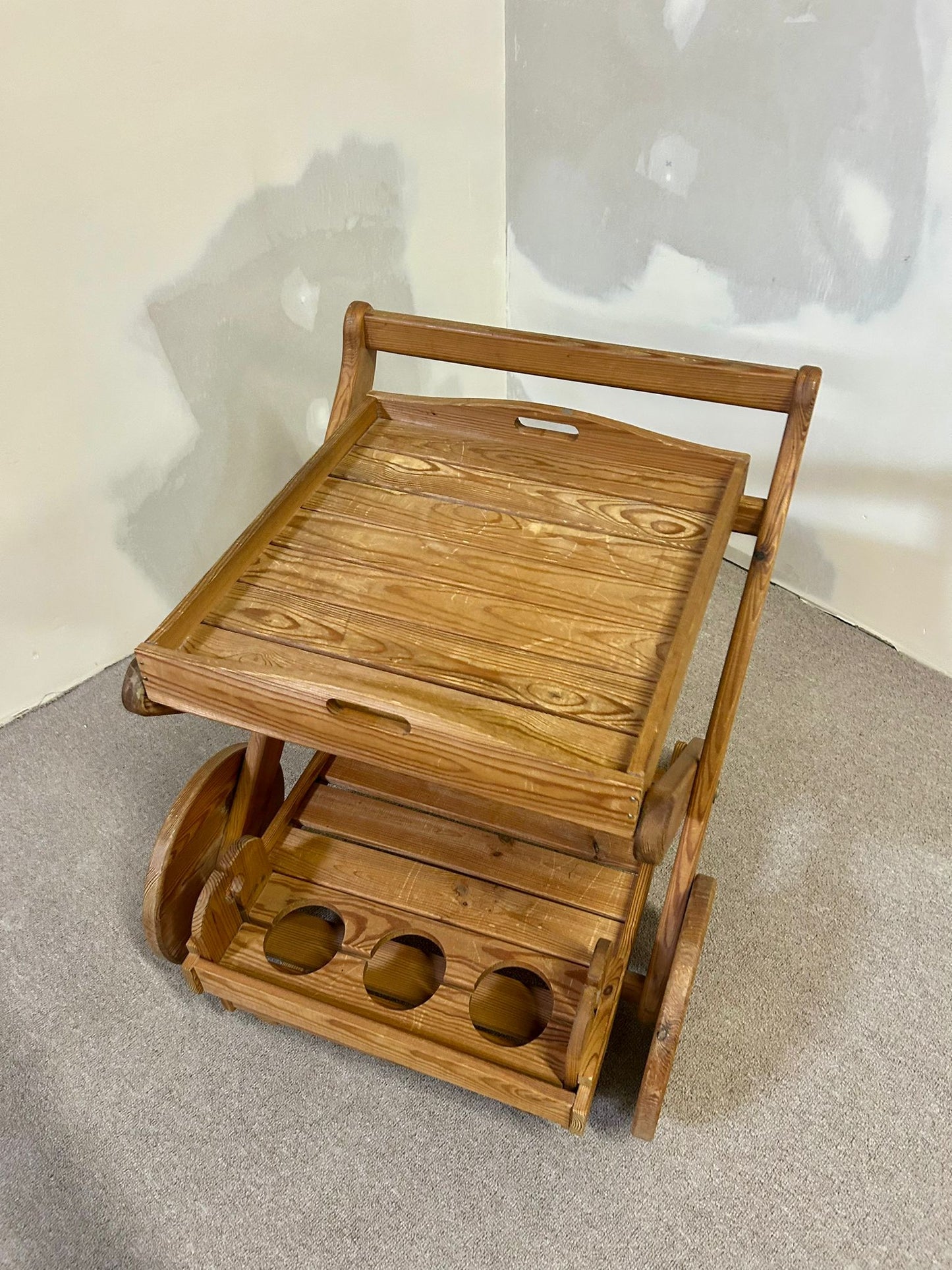 Retro Servierwagen aus Holz zusammenklappbar