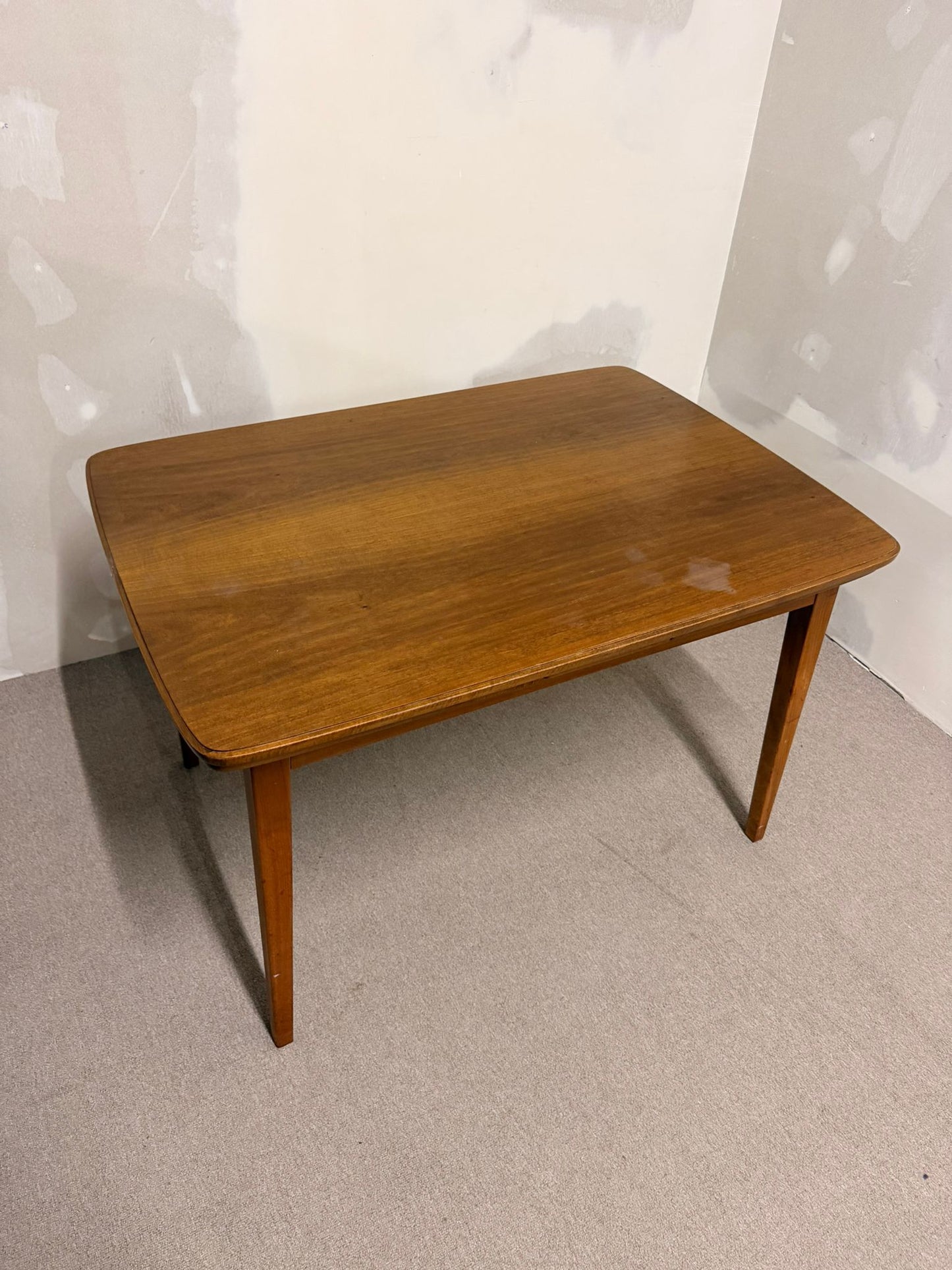 Mid Century Esstisch aus Teakholz mit Plattenauszug