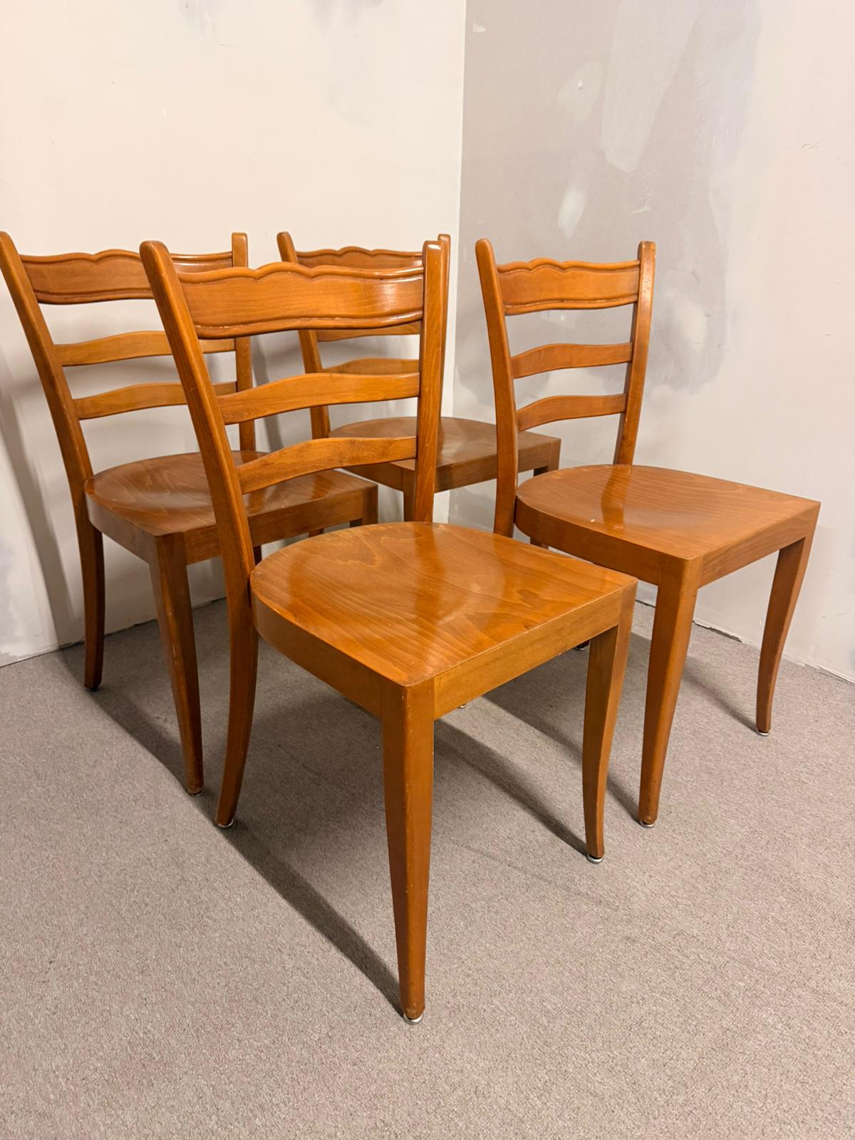 Mid Century Vintage Stühle, Beizenstühle aus Nussbaumholz