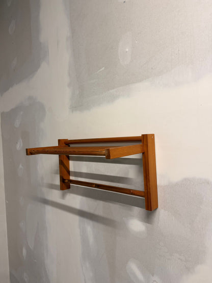 Dänische Mid Century Wandgarderobe Teakholz 1960`s Hutablage