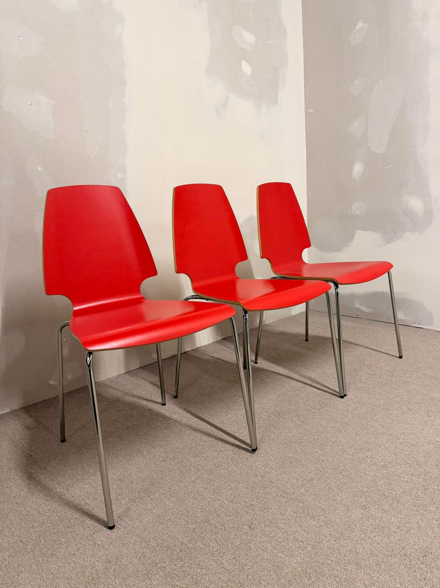 3x Ikea Vilmar Stuhl in rot, stapelbar