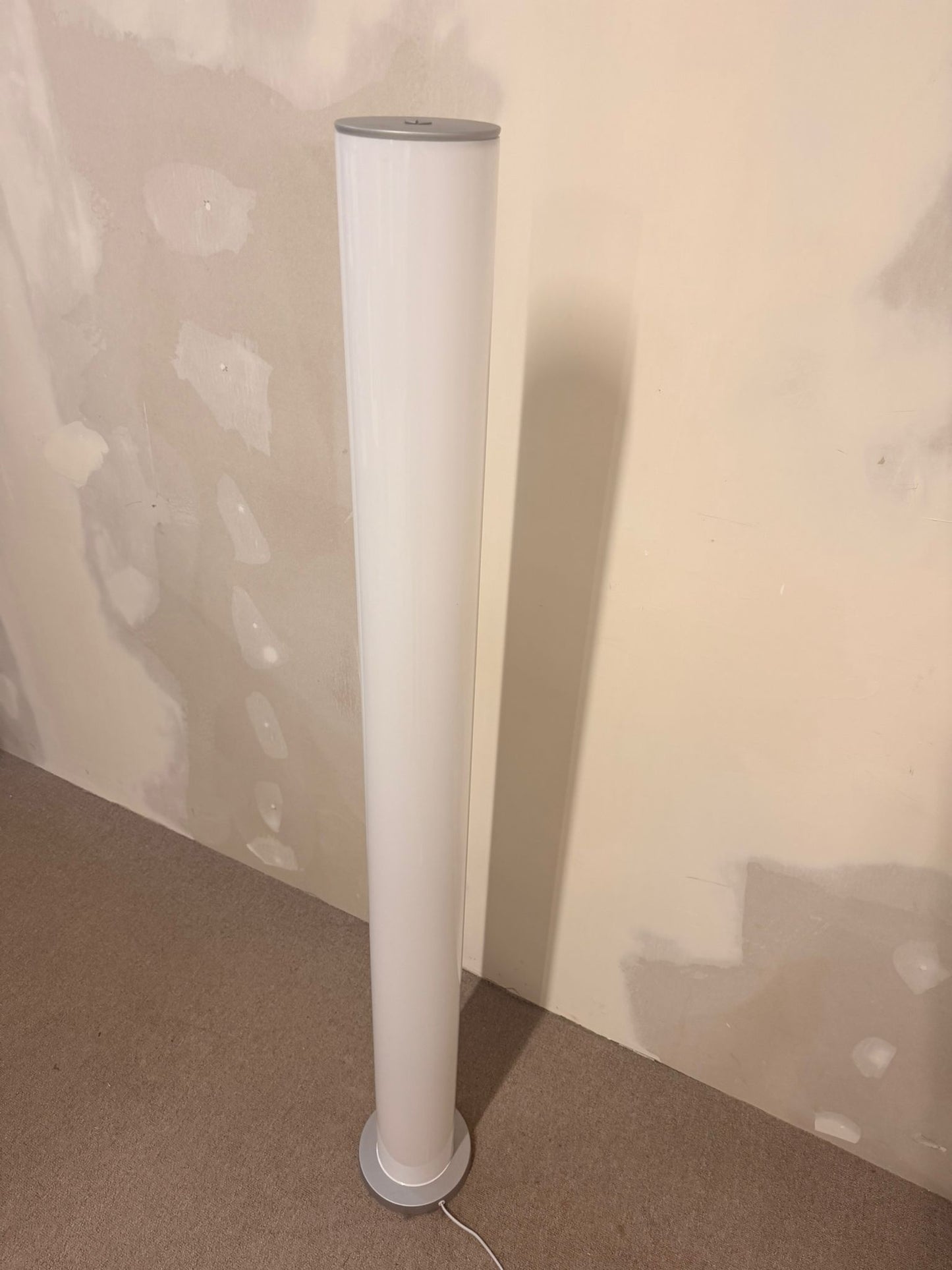 Moderne Röhren Stehlampe Säule Stehleuchte