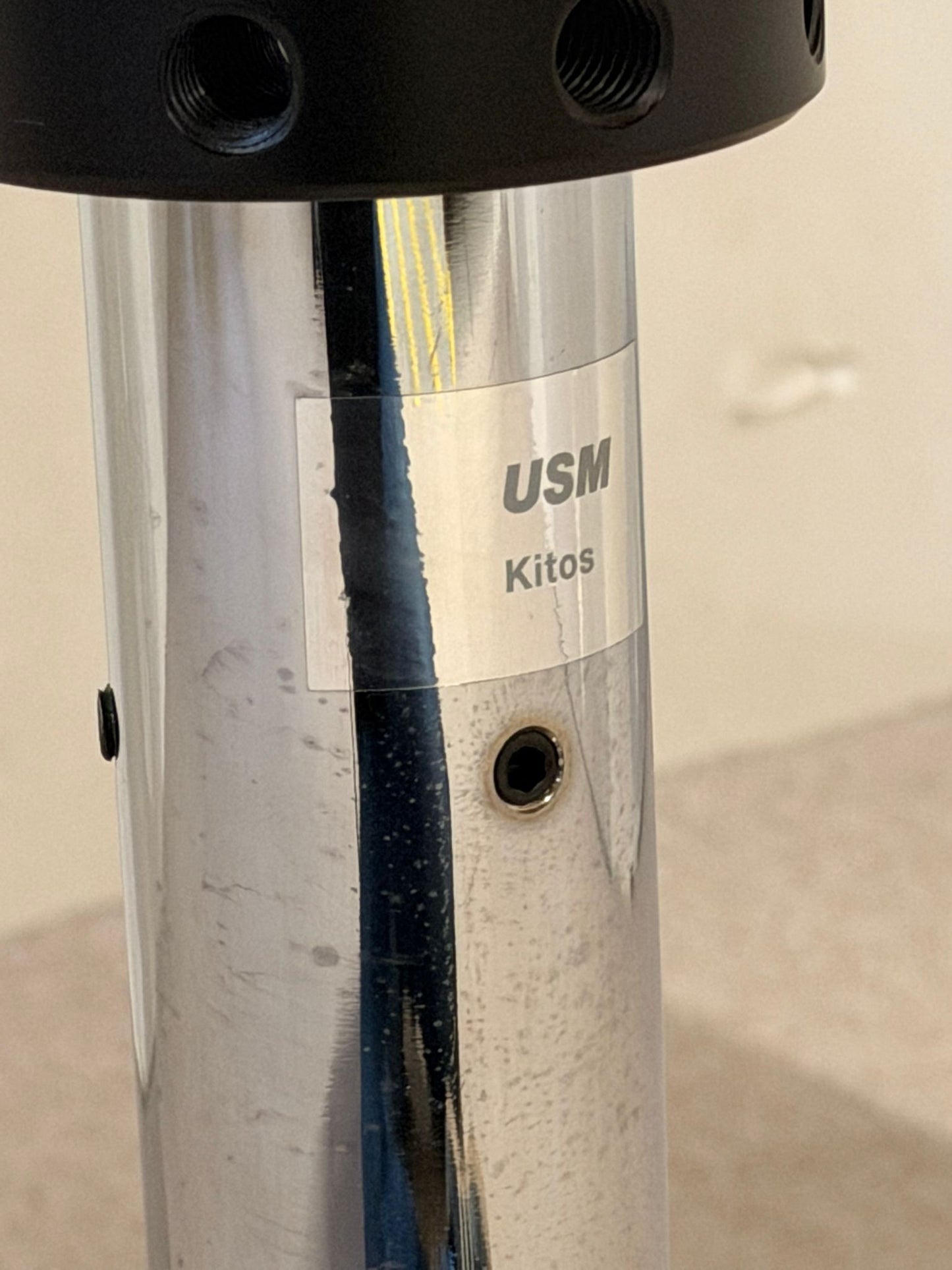 USM Haller Kitos Tisch Verchromtes Untergestell, quadratisch