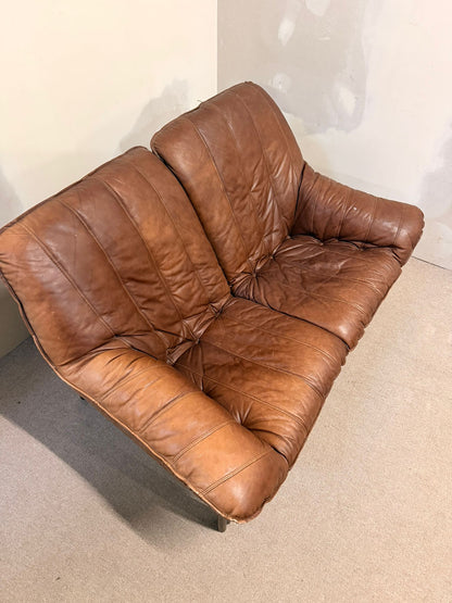 Vintage 2-sitzer Ledersofa mit Bambusgestell aus den 60er