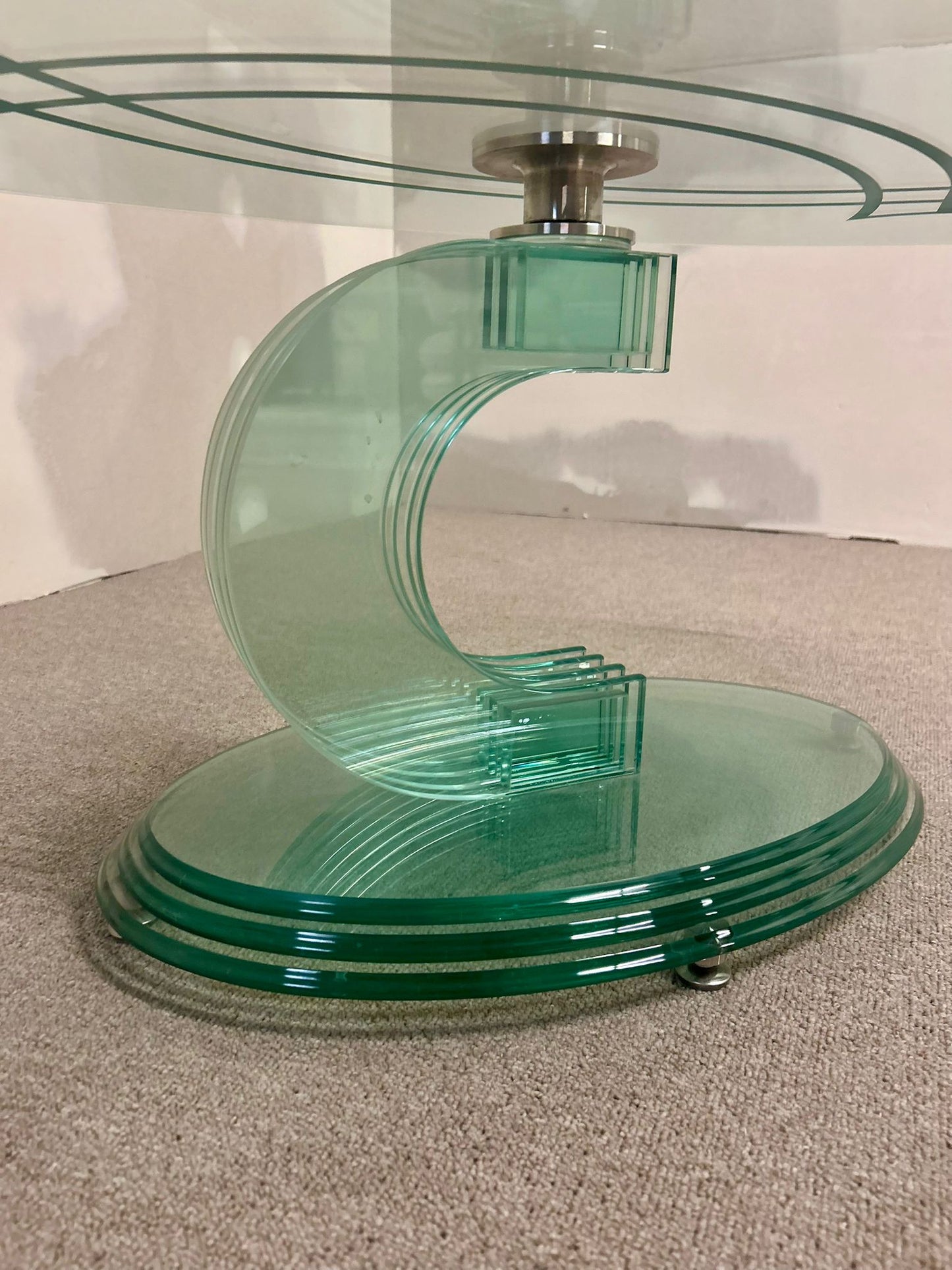 Ovaler designer Couch Tisch Glas grün Vintage 80er, massiv