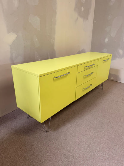 Modernes limettengrünes Sideboard Büffet im Retro Stil