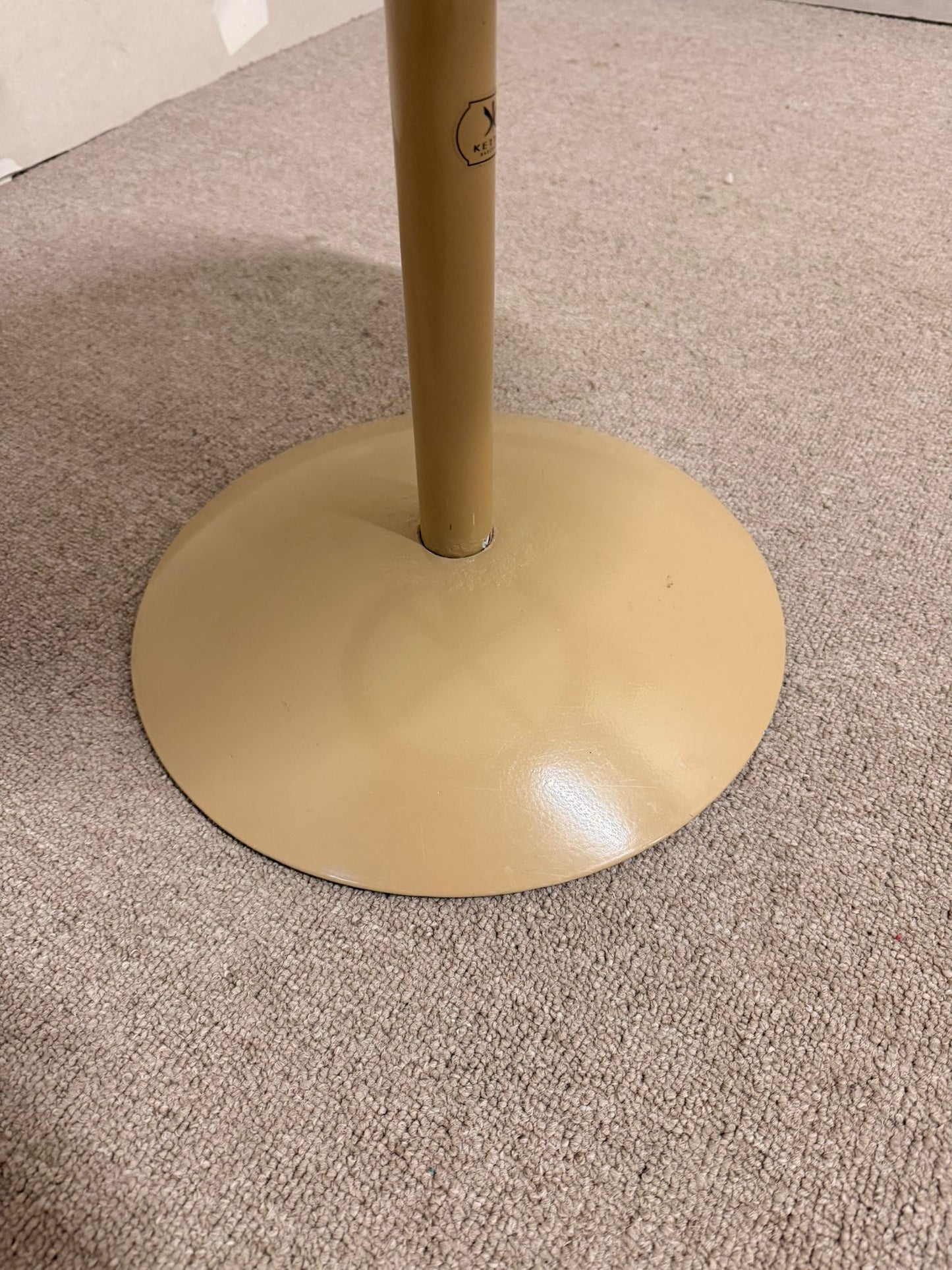 Beistelltisch, Coffee Table von Kettal Barcelona aus Metall