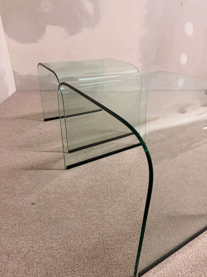 2er Set Gebogene Glas Beistelltische Waterfall Satztische