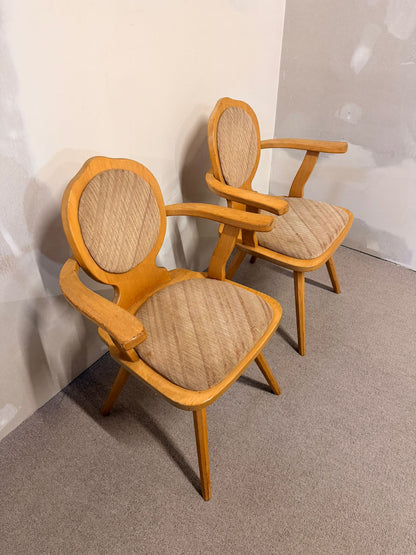 Vintage Bauernstuhl mit Armlehne Massivholz im Landhausstil
