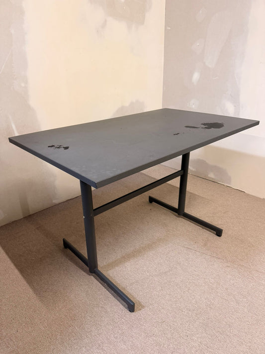 Robuster Klapptisch Gartentisch aus Metall/ Aluminium, grau