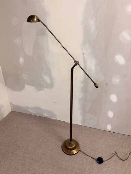 Verstellbare Mid Century Stehlampe aus Messing und Metall