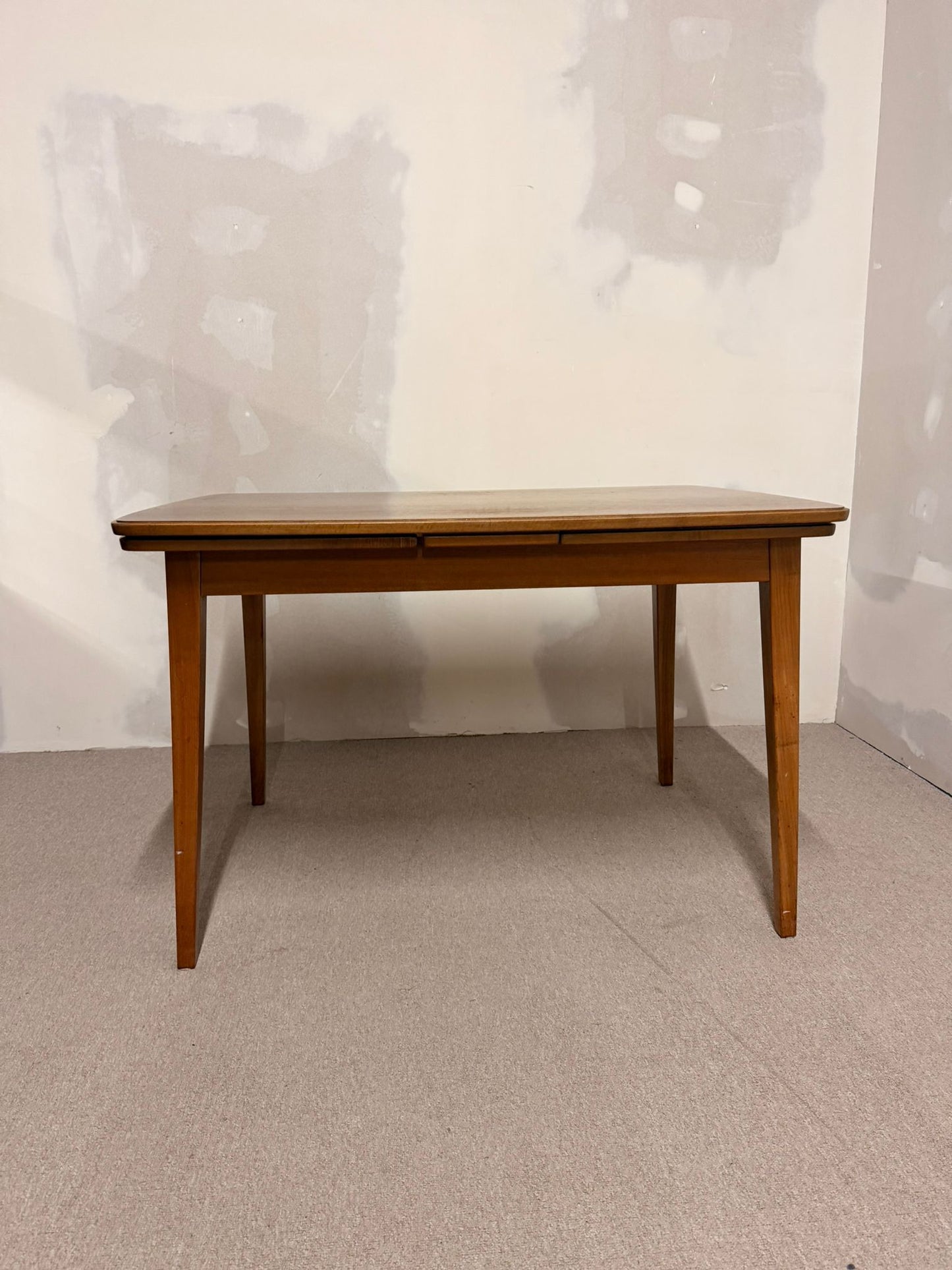 Mid Century Esstisch aus Teakholz mit Plattenauszug
