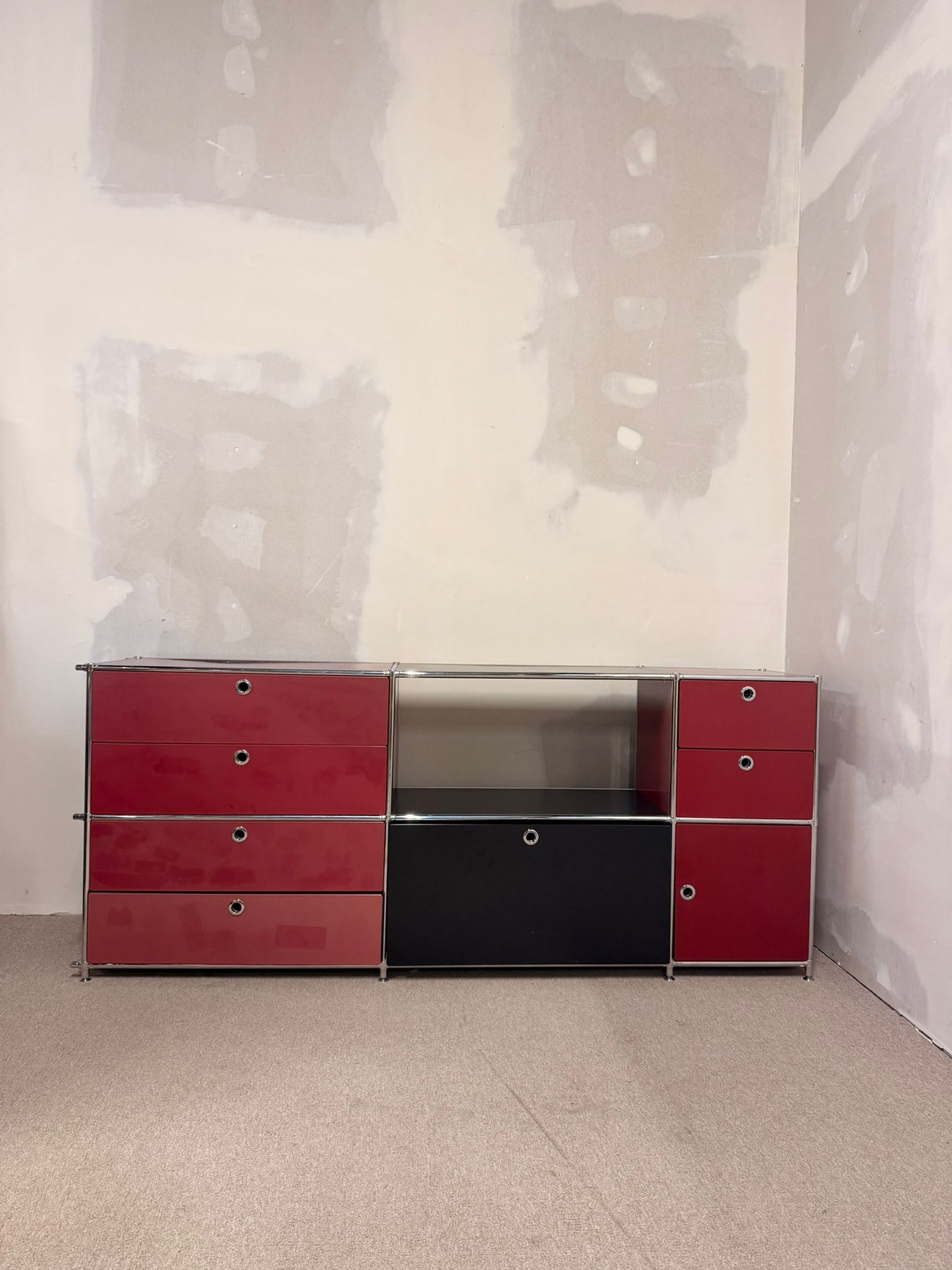 Interio Quadro (USM Büromöbel Style) Sideboard rot/schwarz