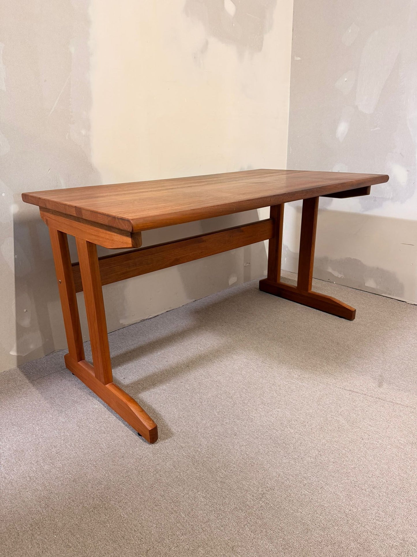 Mid Century vintage Teak Schreibtisch skandinavisches Design