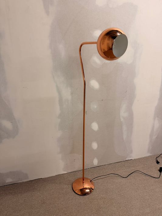 Elegante Stehlampe Kupferfarbig aus Metall, Stehleuchte