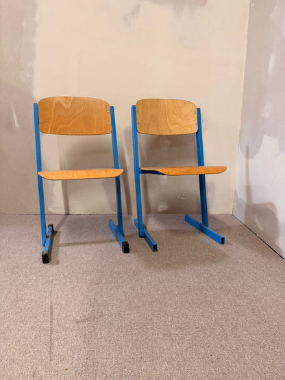Vintage Schulstuhl in blau, Stapelstühle für Kinder