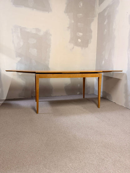 Kondor Tisch aus Teakholz Furnier ausziehbar Made in Germany