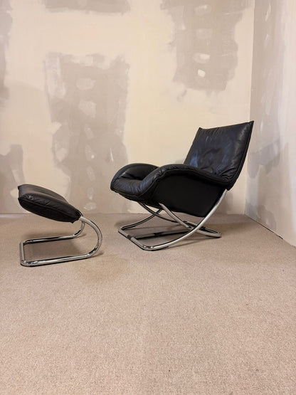 Robert Haussmann Schaukelstuhl mit Fusshocker Loungesessel