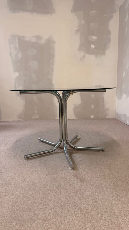 Runder Glastisch mit Rauchglasplatte im Space Age Stil 70er