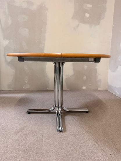 Ausziehbarer Esstisch Rund mit Chromstahl Fuss, Platten grün