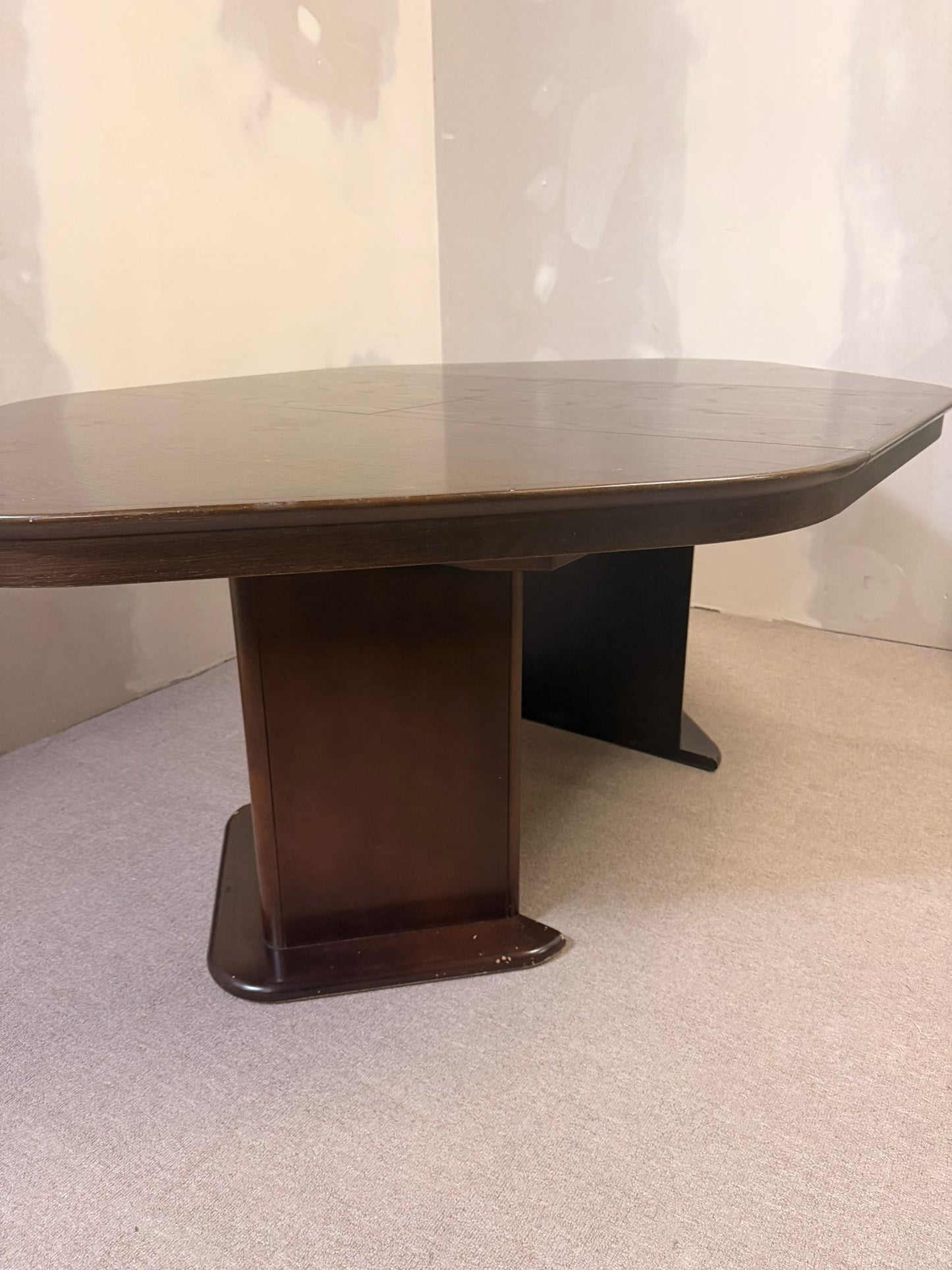 Esstisch ausziehbar im Art Deco Stil Holz massiv